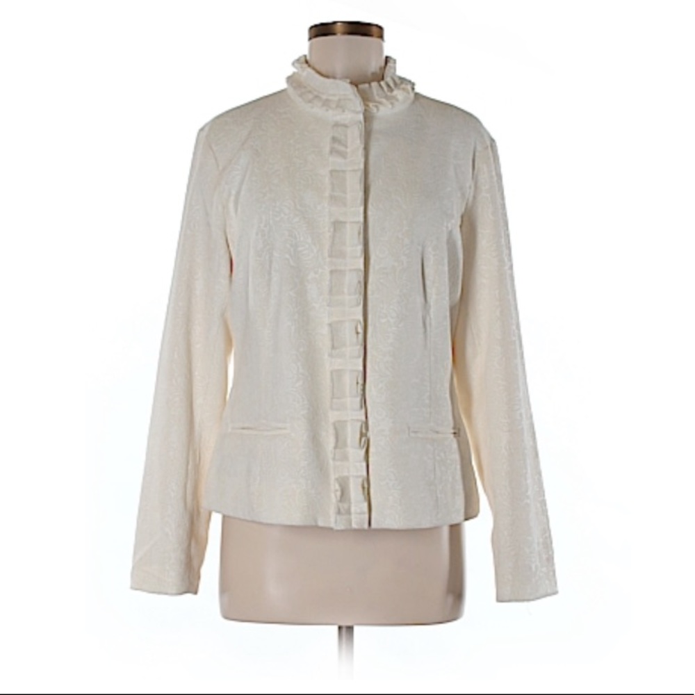 Chico’s Blazer - size medium (1)